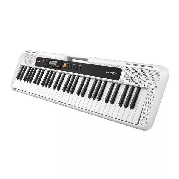 Yamaha Keyboard  (61 Key) on rent