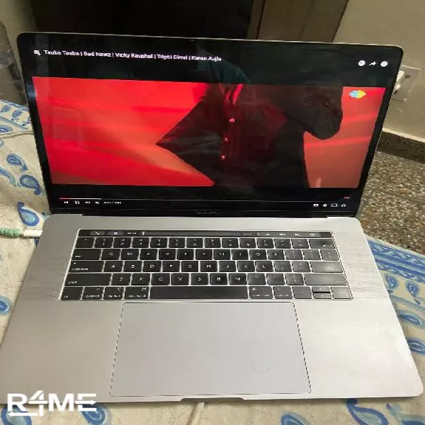 Macbook Pro i7/16 Gb/1 TB on rent