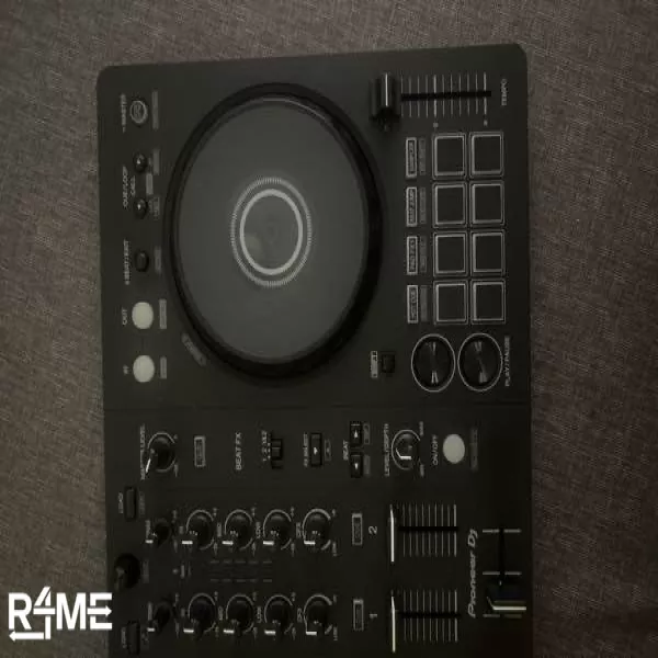 Pioneer DJ console on rent