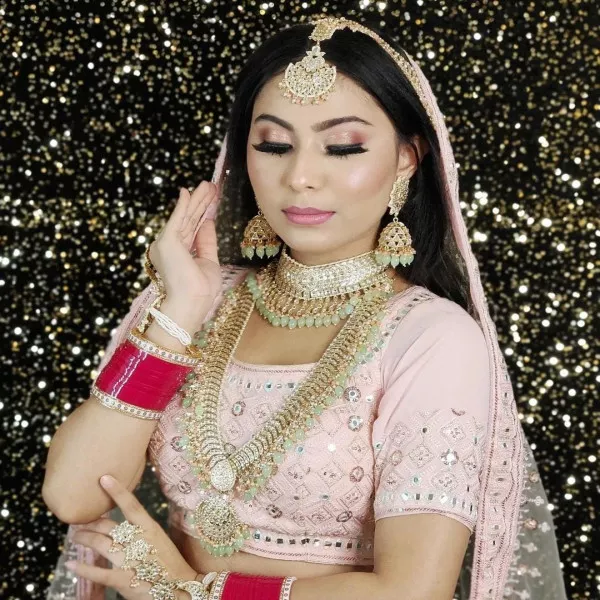 Light green bridal set on rent